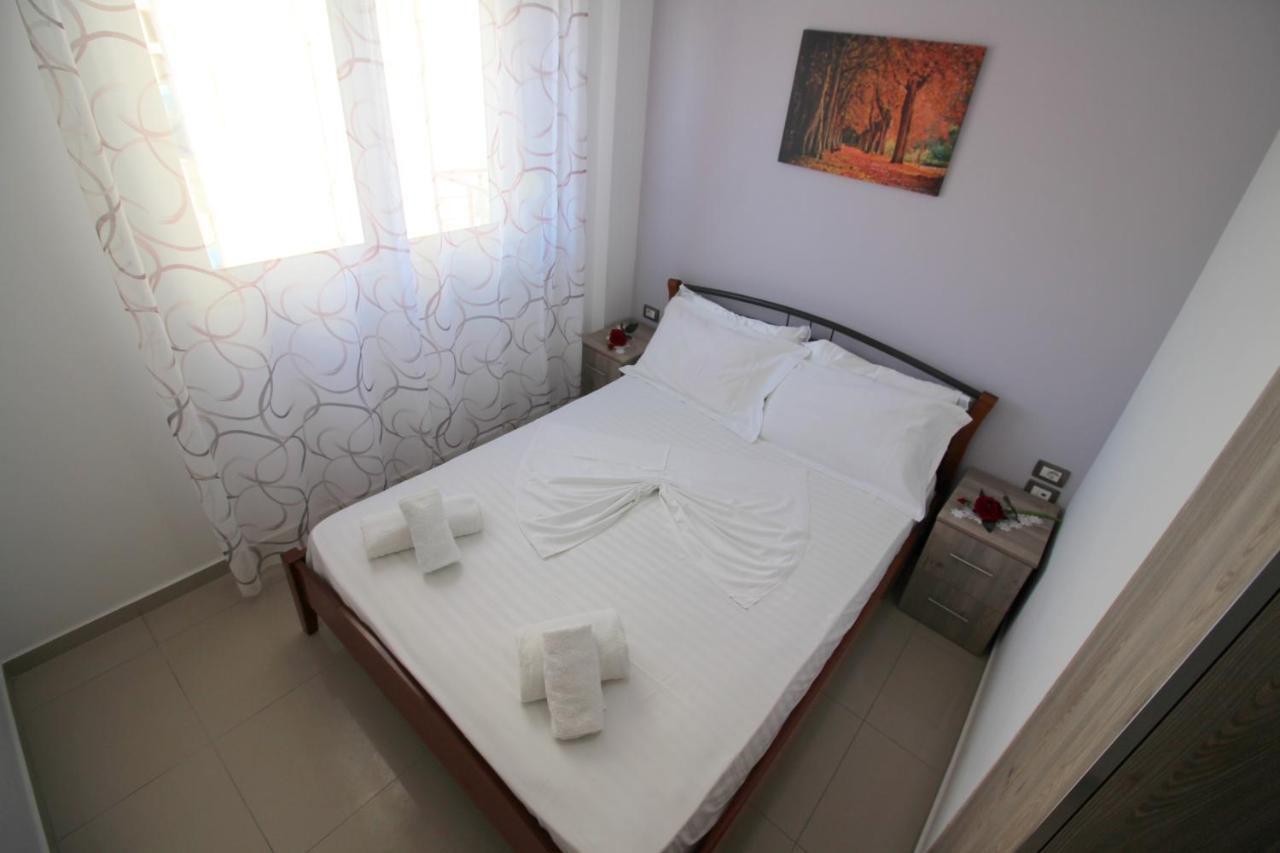 Eduart Apartments 2 Sarandë エクステリア 写真
