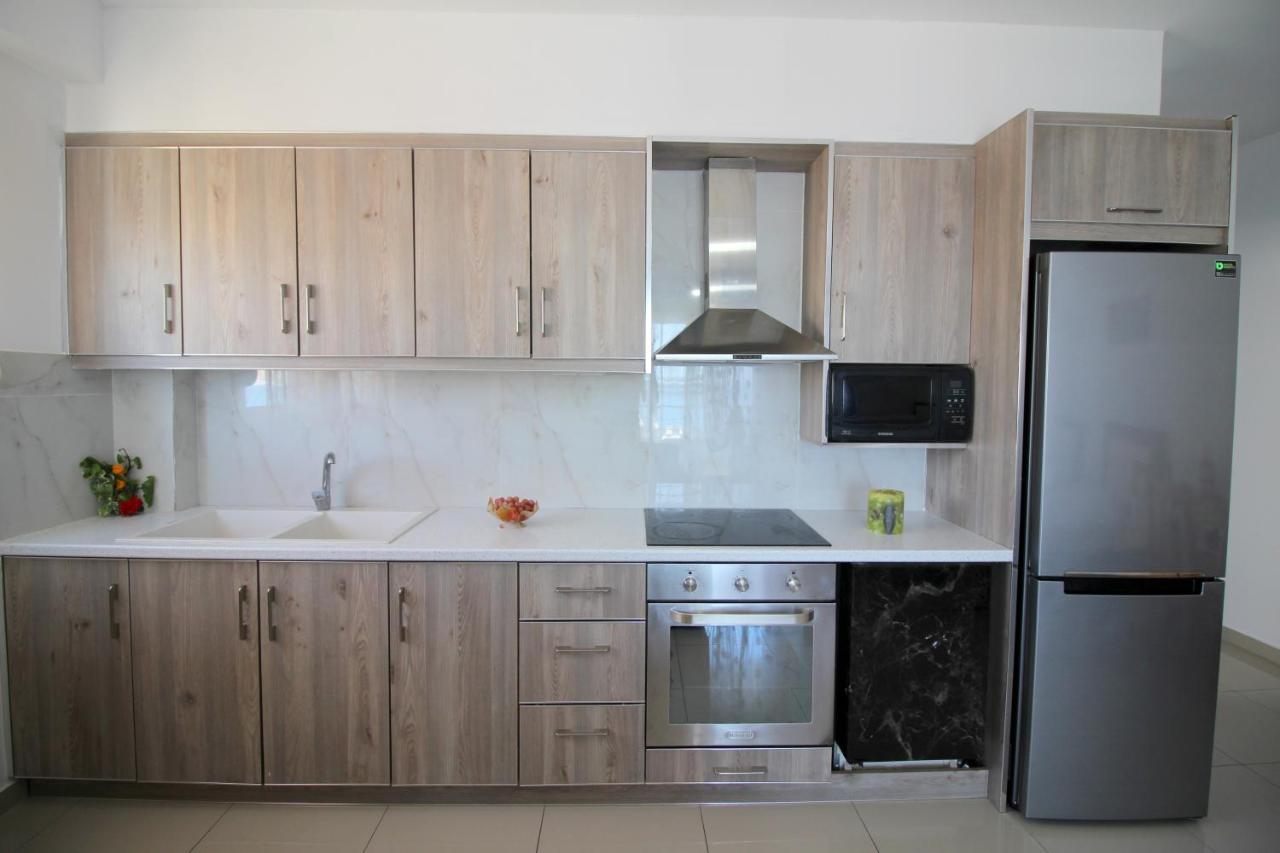 Eduart Apartments 2 Sarandë エクステリア 写真